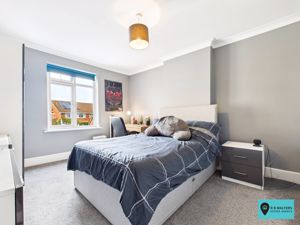 Bedroom- click for photo gallery